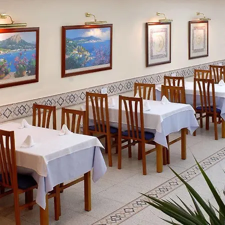 Checkin Catalonia Hotel 3*
